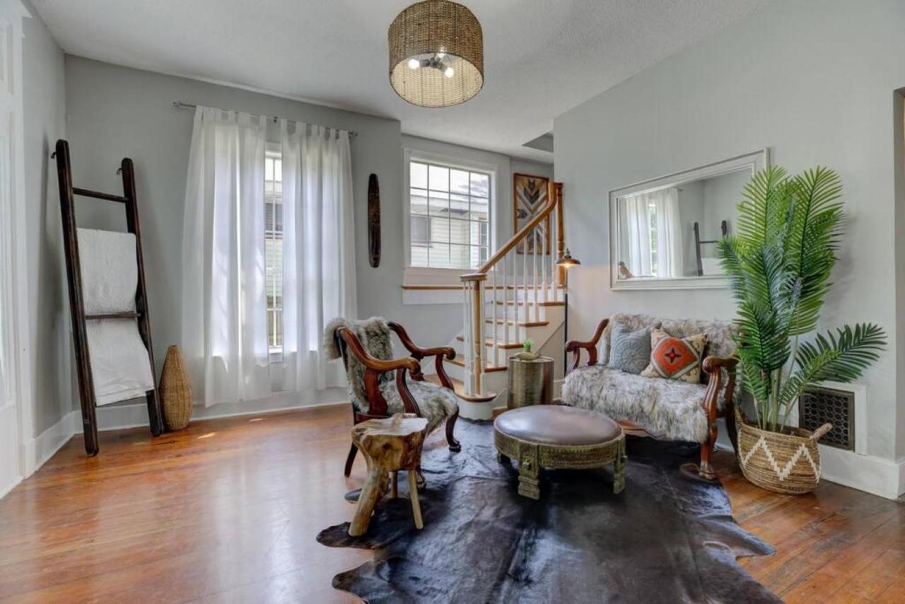 Historic Retreat In Midtown